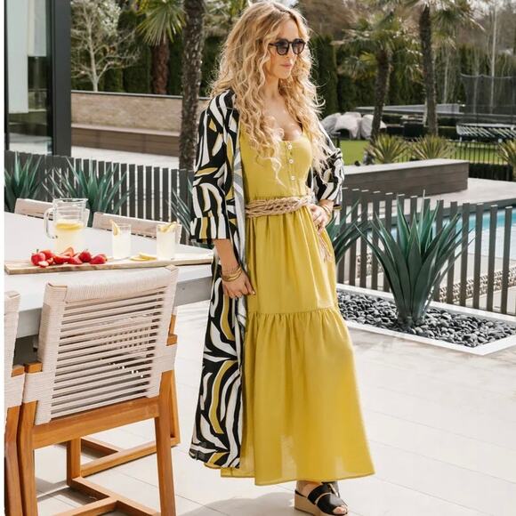 Smash + Tess x Lusiana Lopilato Maxi Dress The River Maxi Pistachio Pop Medium - Picture 2 of 9